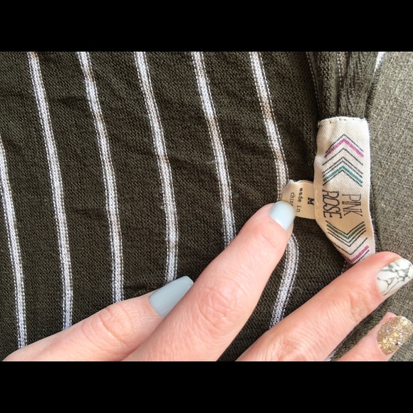 Super soft long sleeve cardigan. Long in the front - Picture 3 of 4